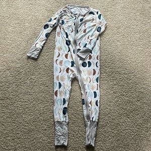Little Sleepies “Luna” gender neutral jammies, 18-24 month